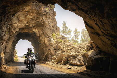 Мотоцикл Kawasaki Versys 1100 SE